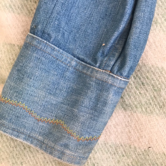 Vintage embroidered jean shirt. - Picture 2 of 5